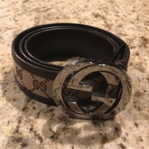 Men’s Gucci brown leather belt